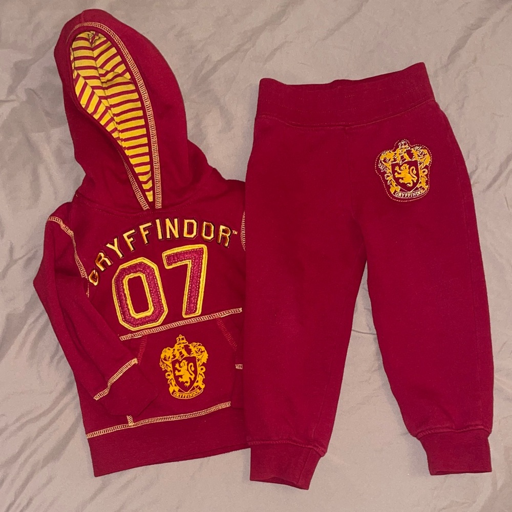 Harry Potter Gryffindor Sweats | 2t